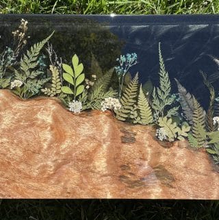 pressed-flower-wood-resin-tray