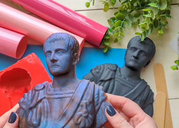 demold resin greek statue from silicone mold